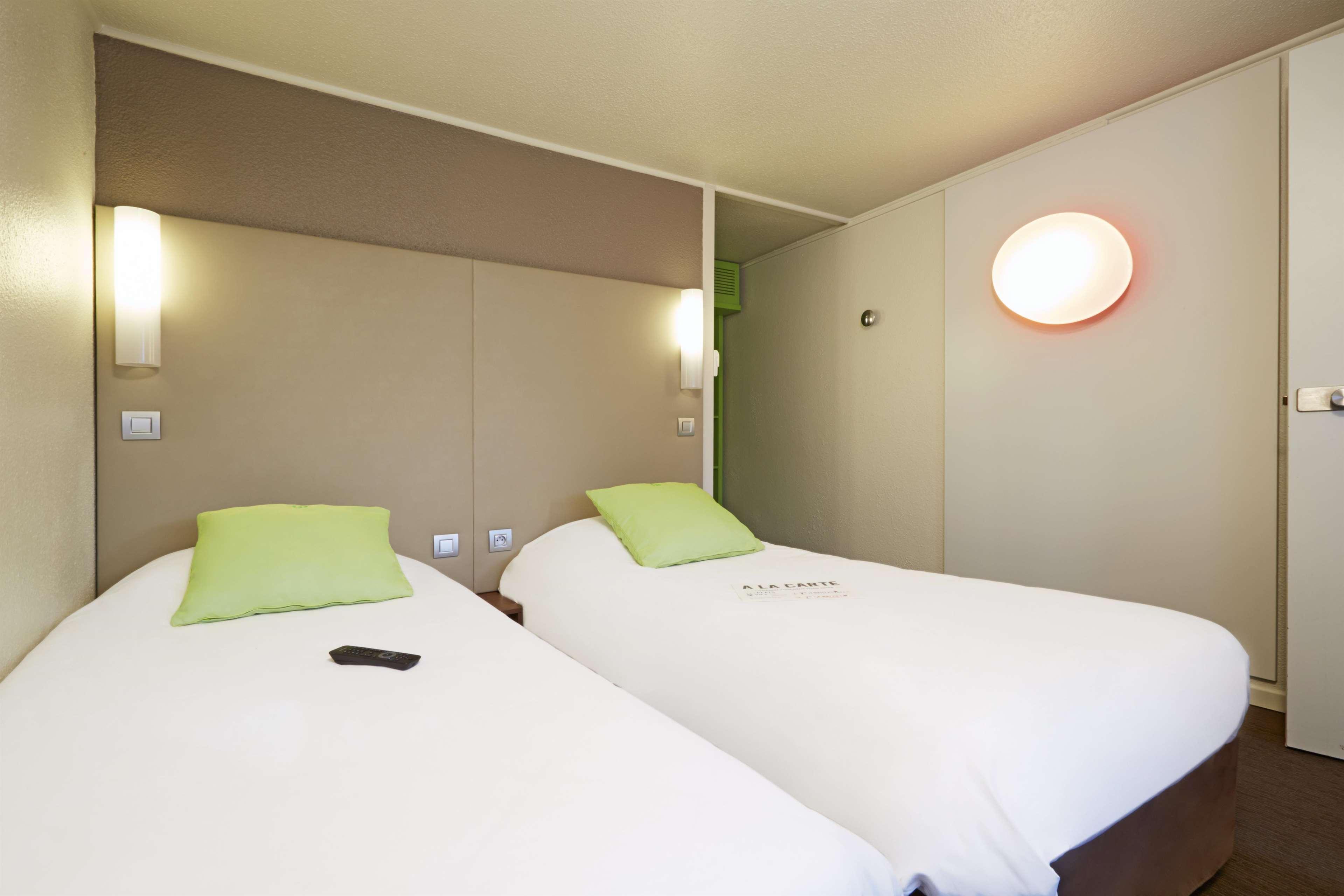 Campanile Lens Hotel Exterior photo
