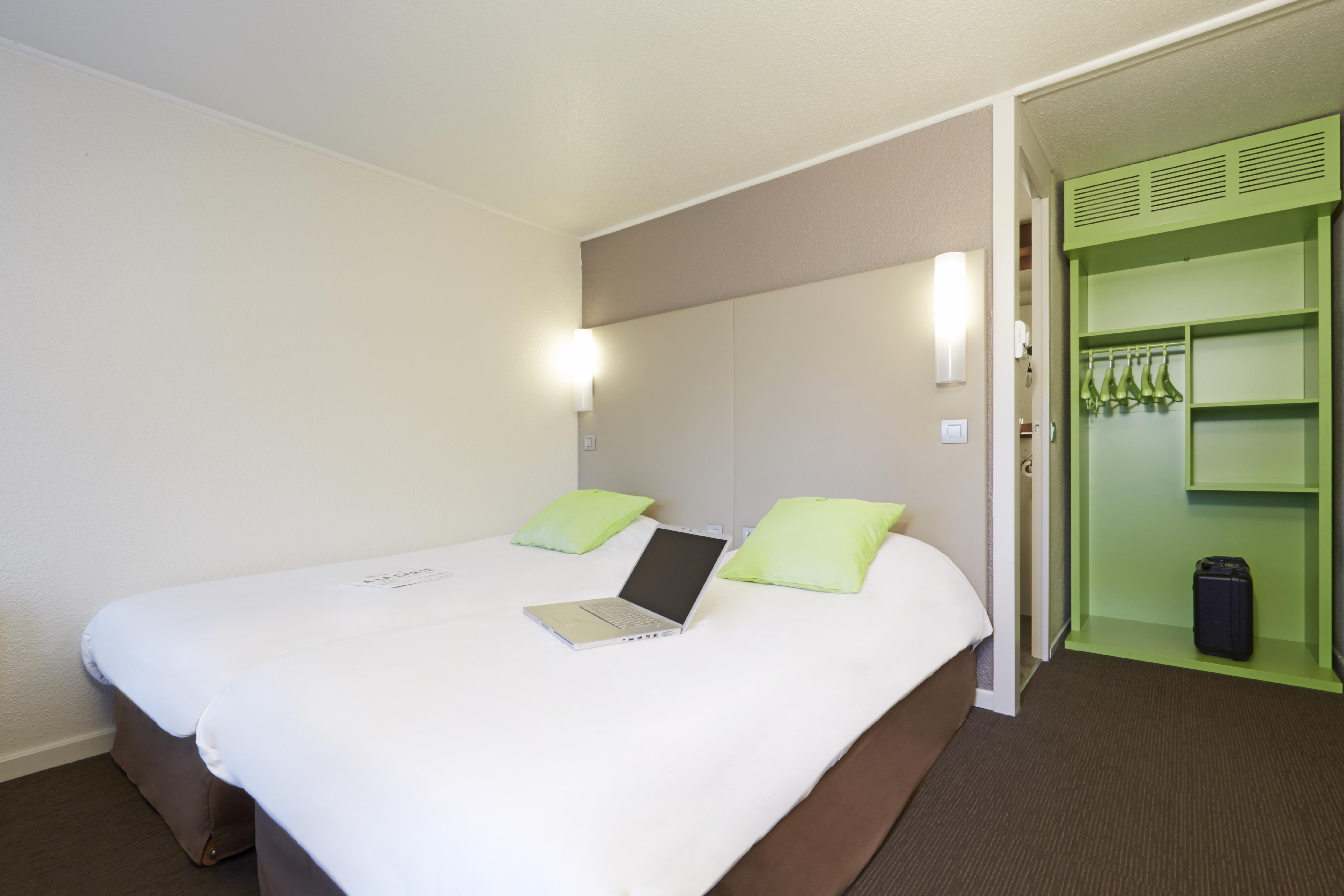 Campanile Lens Hotel Exterior photo