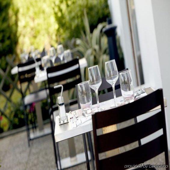 Campanile Lens Hotel Restaurant photo